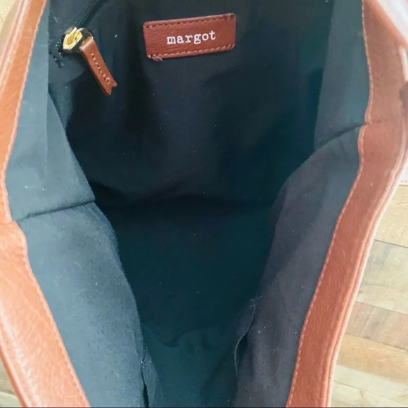 Margot Leather Purse With Tassel - Picture 6 of 6